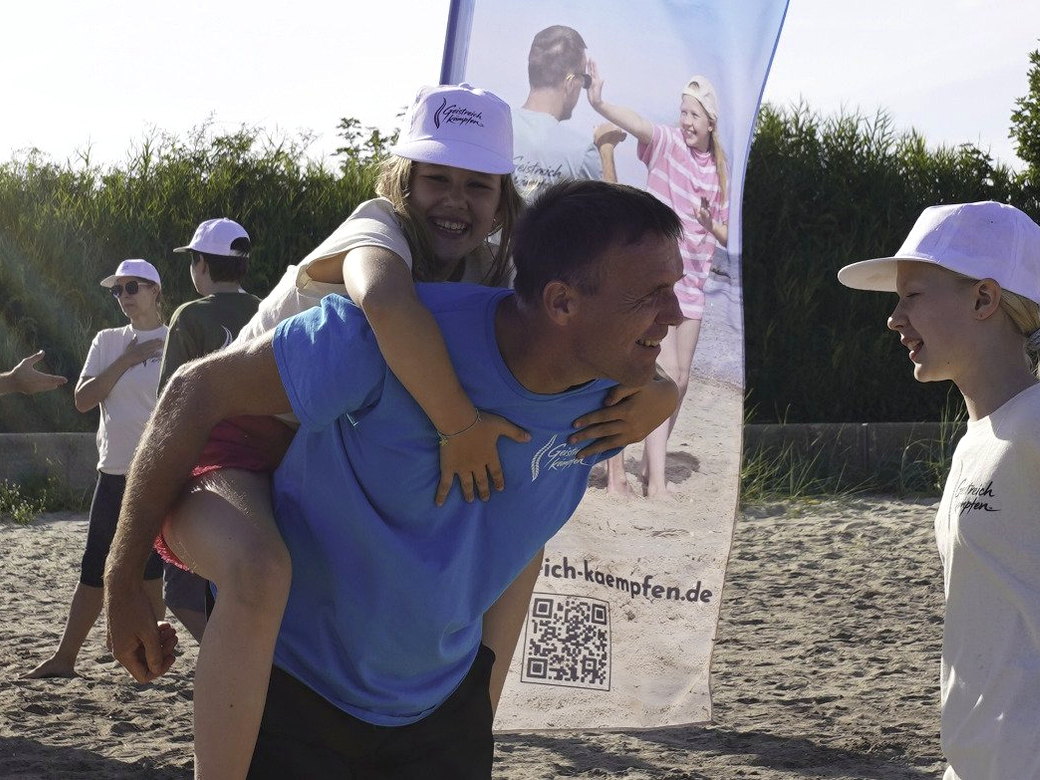 Gemeinschaft und Freude beim Sommercamp auf Föhr